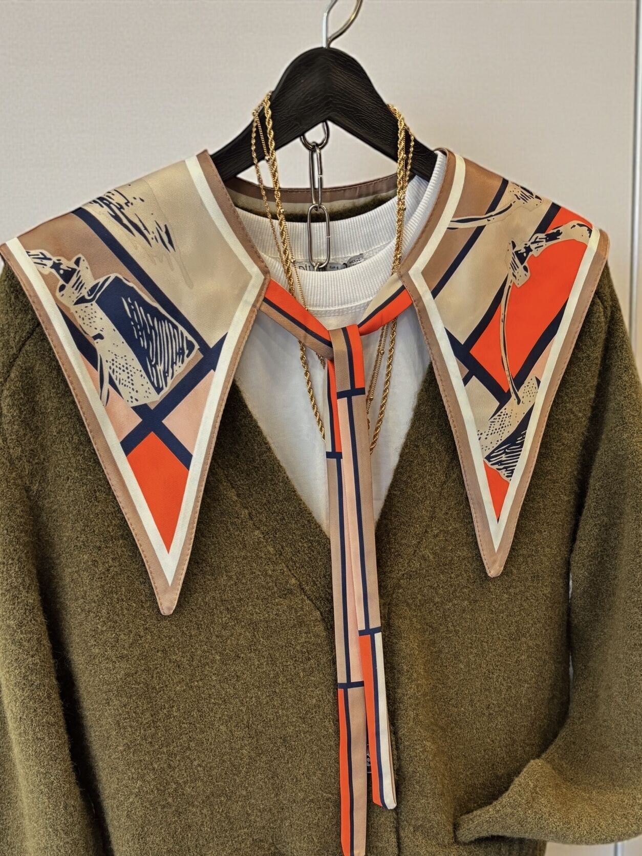 İthal Renkli At Desenli Yakalık