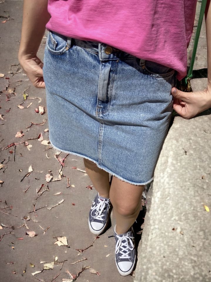 Denim Etek (1 beden küçük seçiniz)