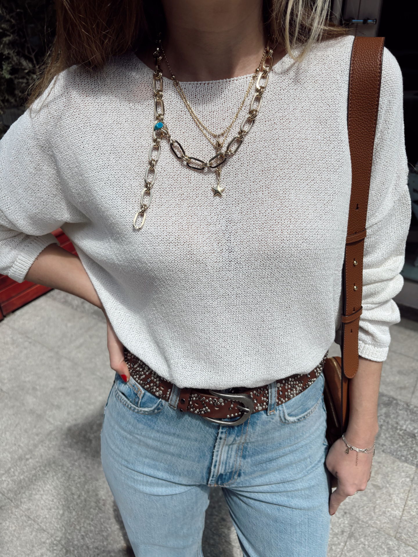 Oval Yaka Rahat Kalıp Mevsimlik Triko