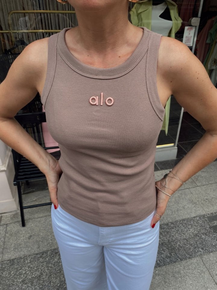 Alo İşlemeli Gül Kurusu Atlet