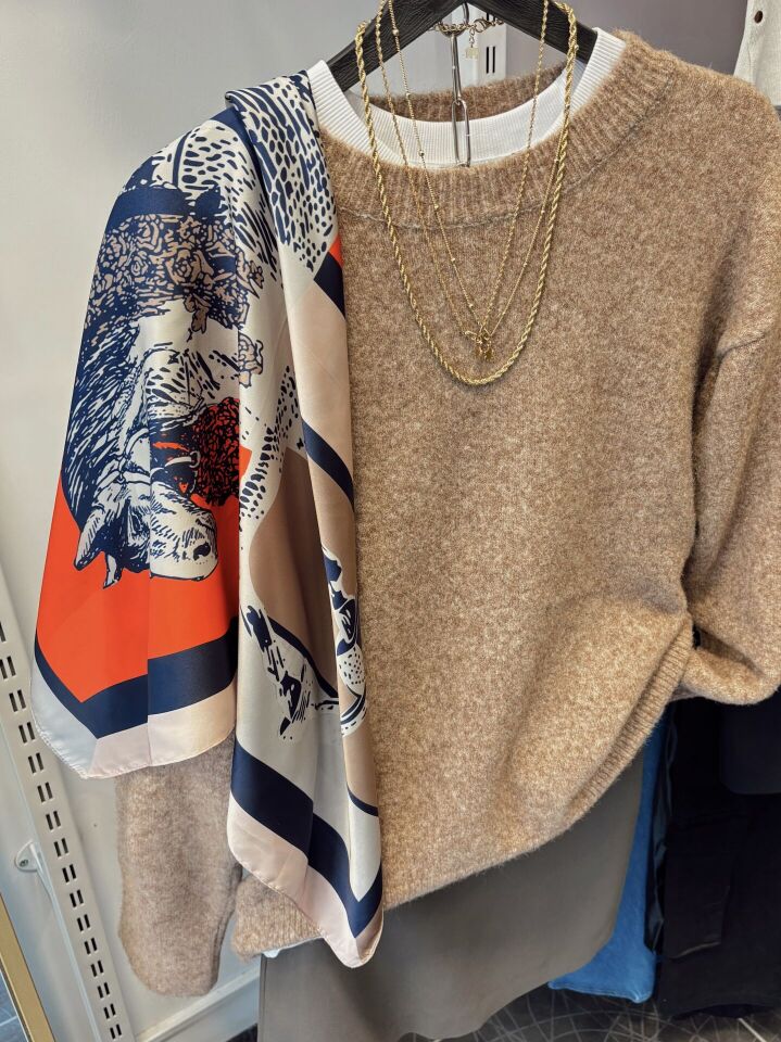 Hrm At Desenli Fular