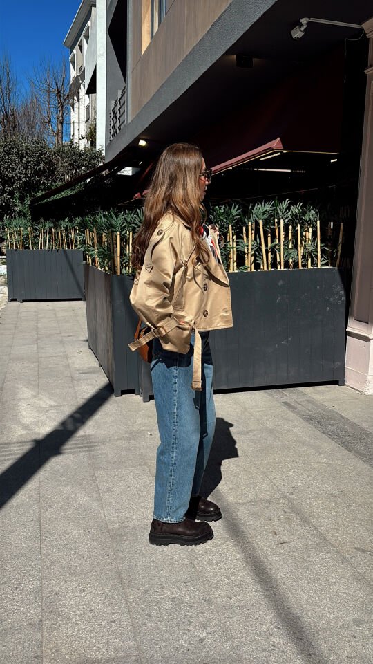 İthal Kısa Trençkot Camel