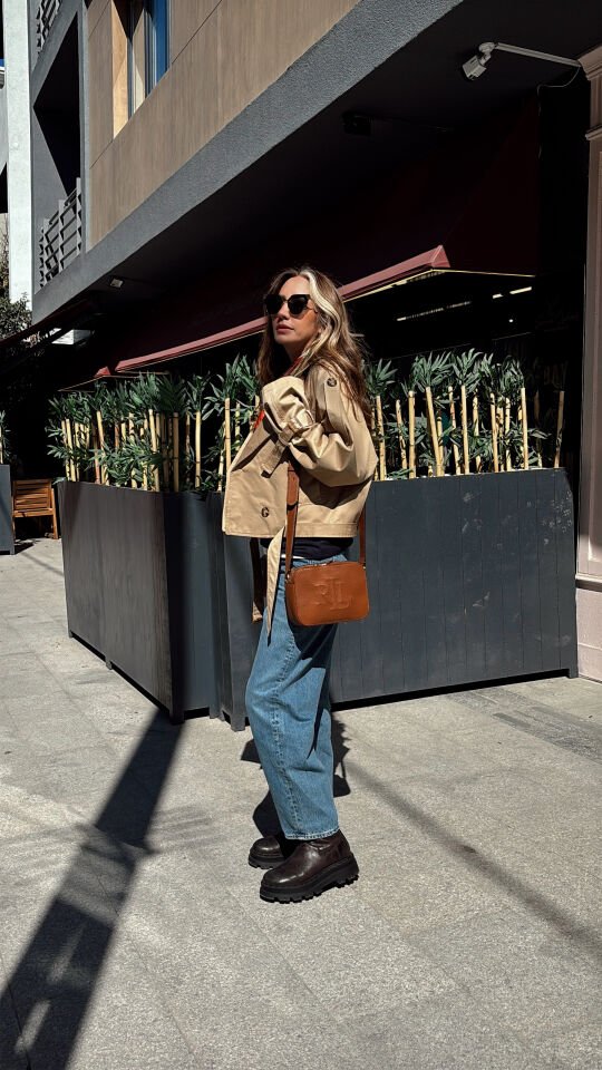 İthal Kısa Trençkot Camel