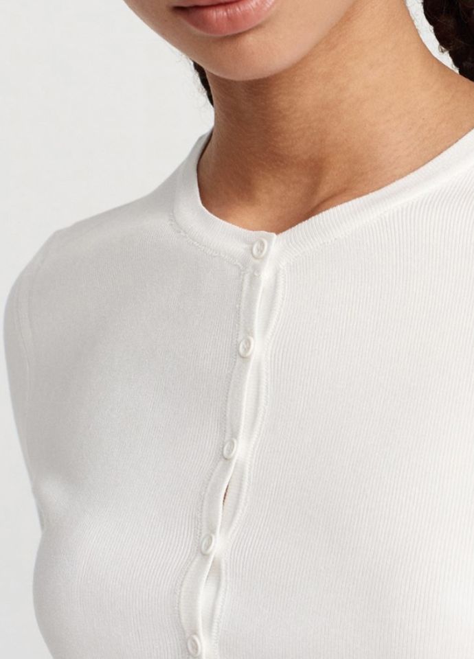 Düğmeli Kısa Kol Triko Bluz Ekru