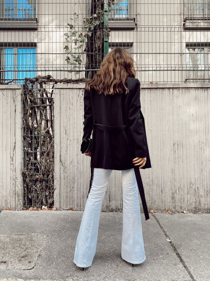 Kuşaklı Siyah Blazer Ceket