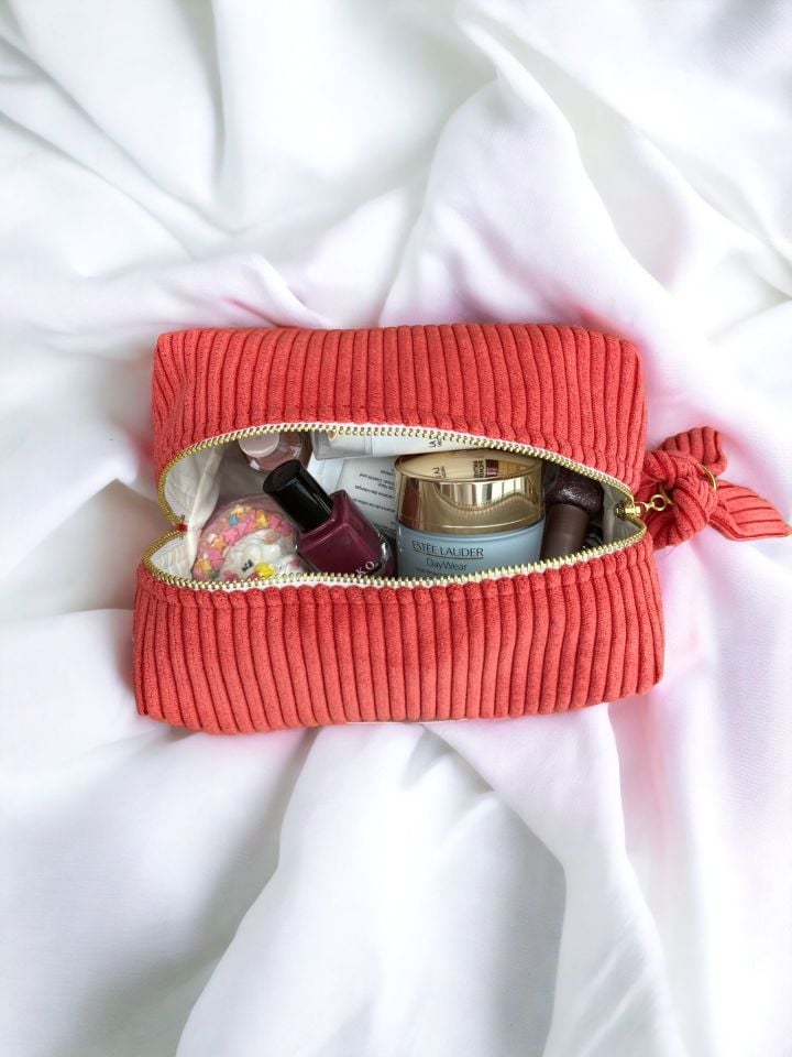 Premium Tasarım Makyaj Çantası Nar Çiçeği