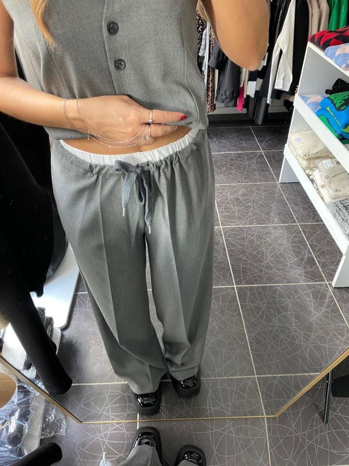 Düğmeli Gri Yelek