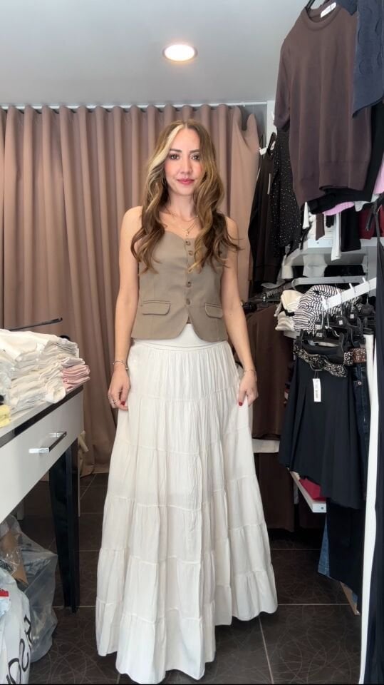 İthal Düz Desen Biyeli Pamuk Etek Krem