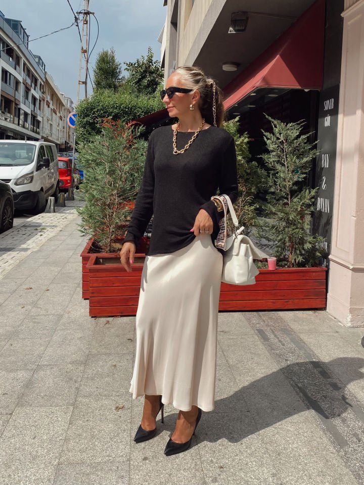 Beli Lastikli Saten Midi Etek Bej