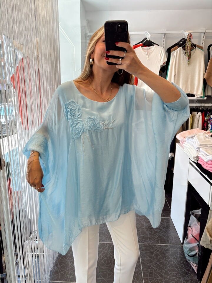 İtalyan Gül Aplikeli Premium Oversizs İpek Bluz Mavi