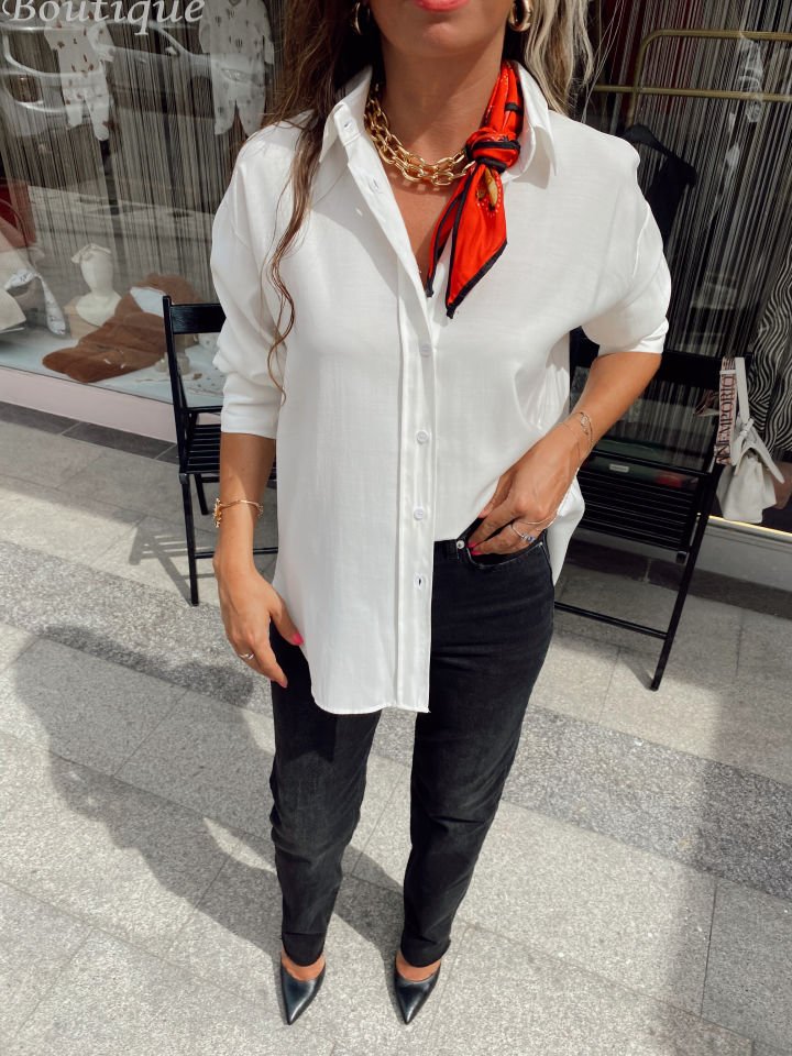 Oversize Beyaz Gömlek