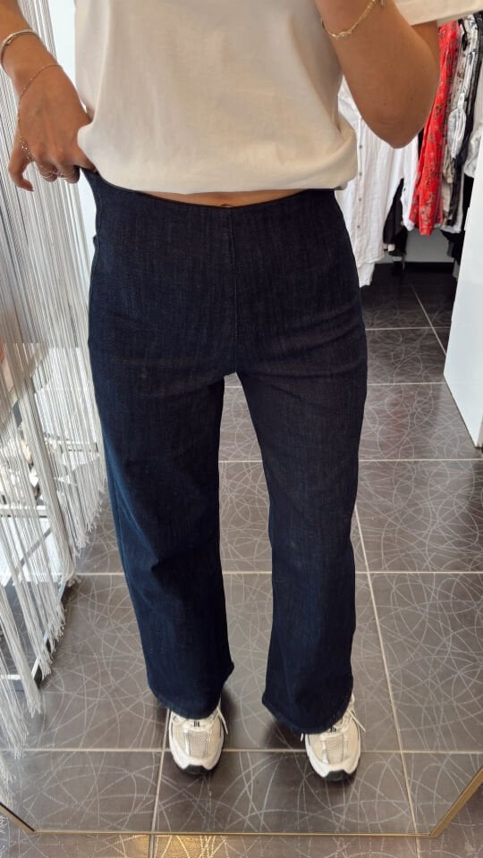 Beli Lastikli Likralı Bilek Boy Denim Pantolon Lacivert