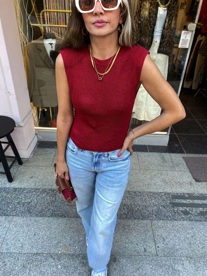 Sırtı Düğmeli Triko Yelek Bordo