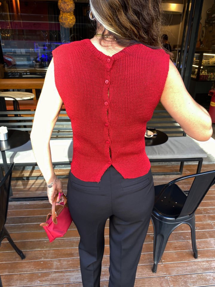 Sırtı Düğmeli Triko Yelek Bordo