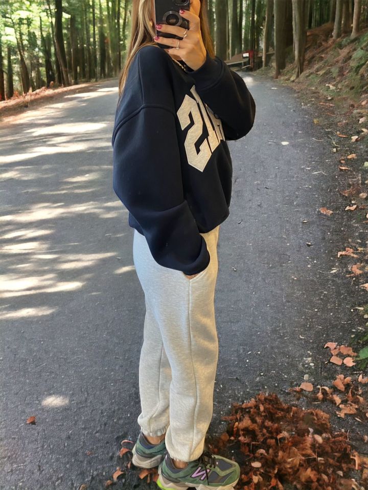 Premium Paris Yazılı Sweatshirt Eşofman Takımı