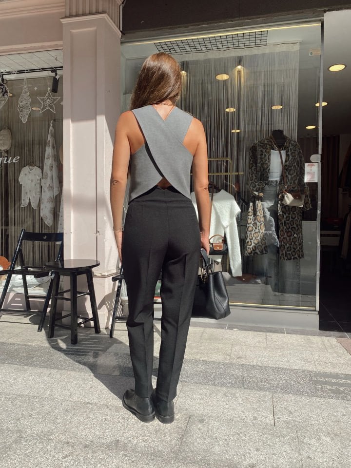 Yüksek Bel Pensli Havuç Pantolon Siyah