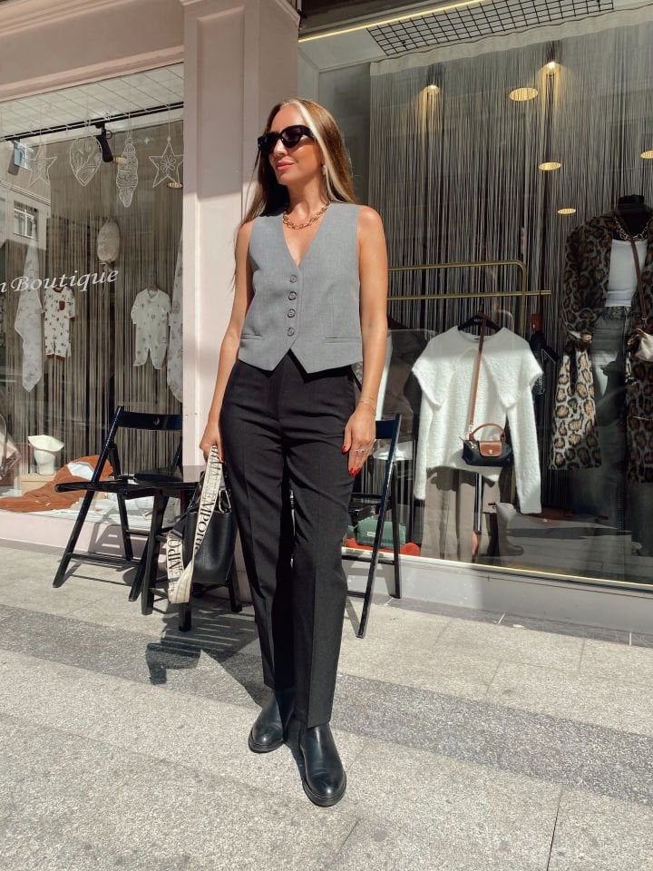 Yüksek Bel Pensli Havuç Pantolon Siyah