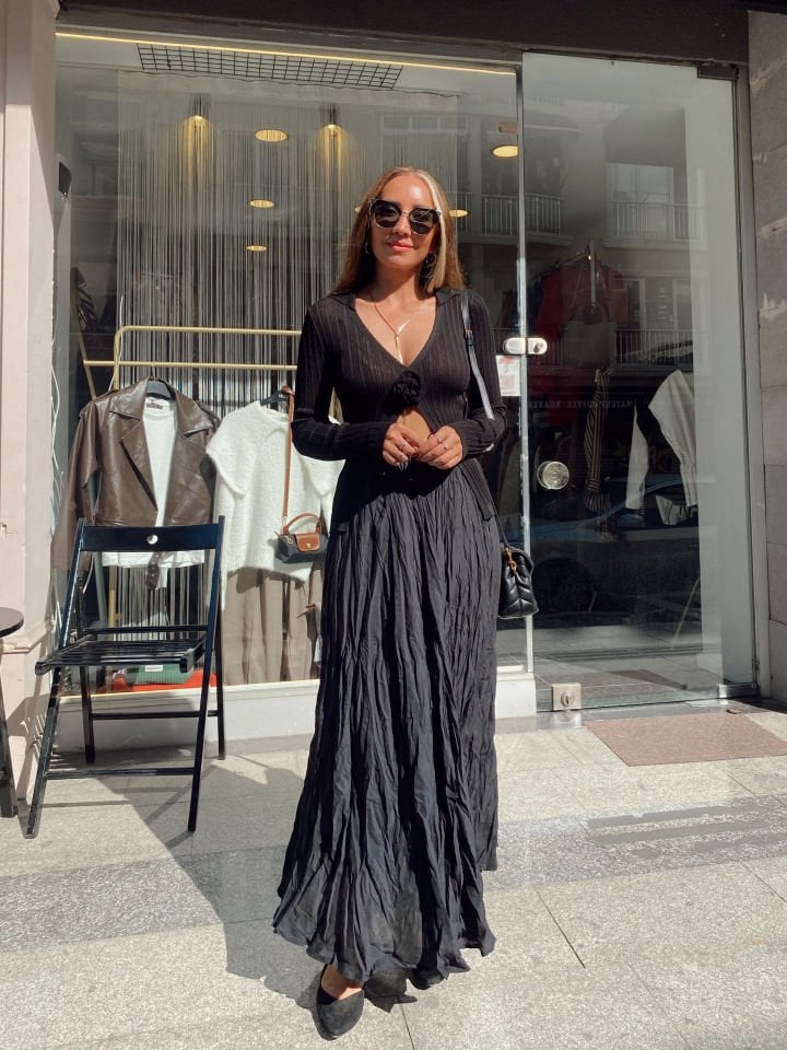 Premium Çiçek Detaylı Bluz Siyah