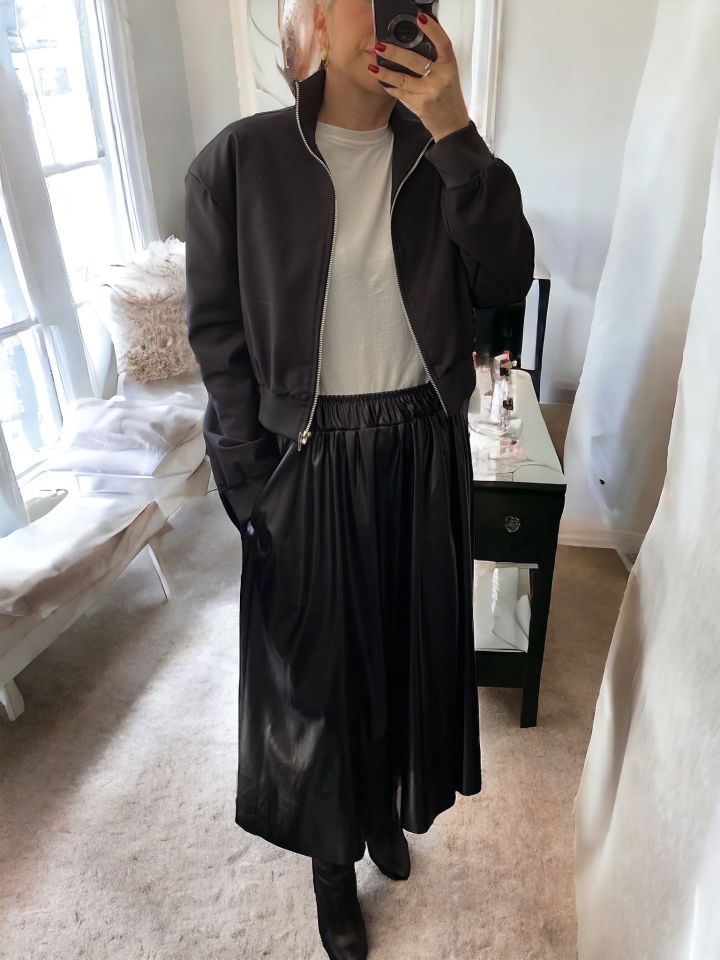 Suni Deri Cepli Siyah Kloş Etek