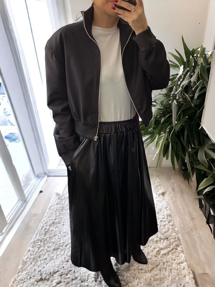 Suni Deri Cepli Siyah Kloş Etek