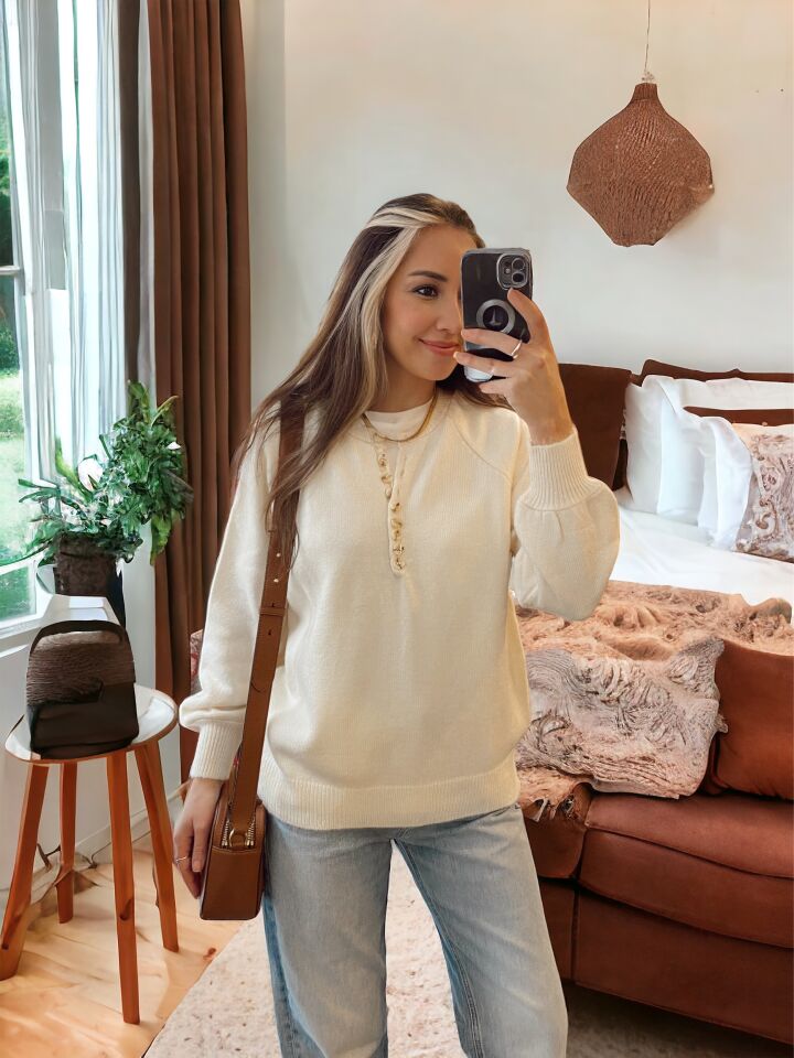 Düğmeli Oversize Krem Kazak