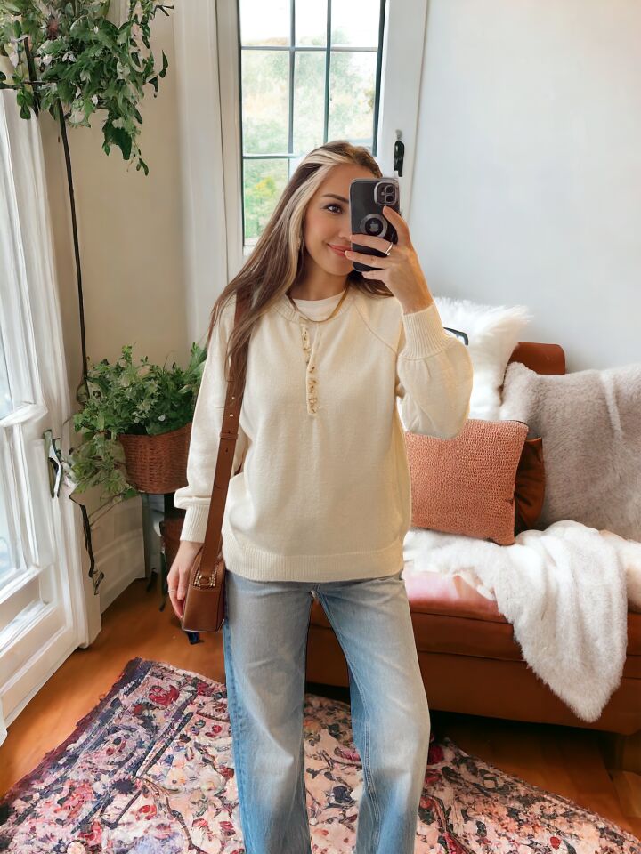 Düğmeli Oversize Krem Kazak