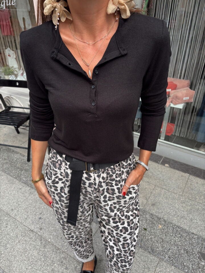 Düğmeli Uzun Kol Triko Bluz Siyah