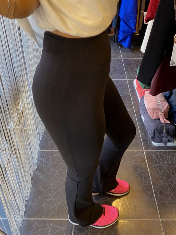 Toparlayıcı Sıkı Flare (ispanyol) Tayt Siyah