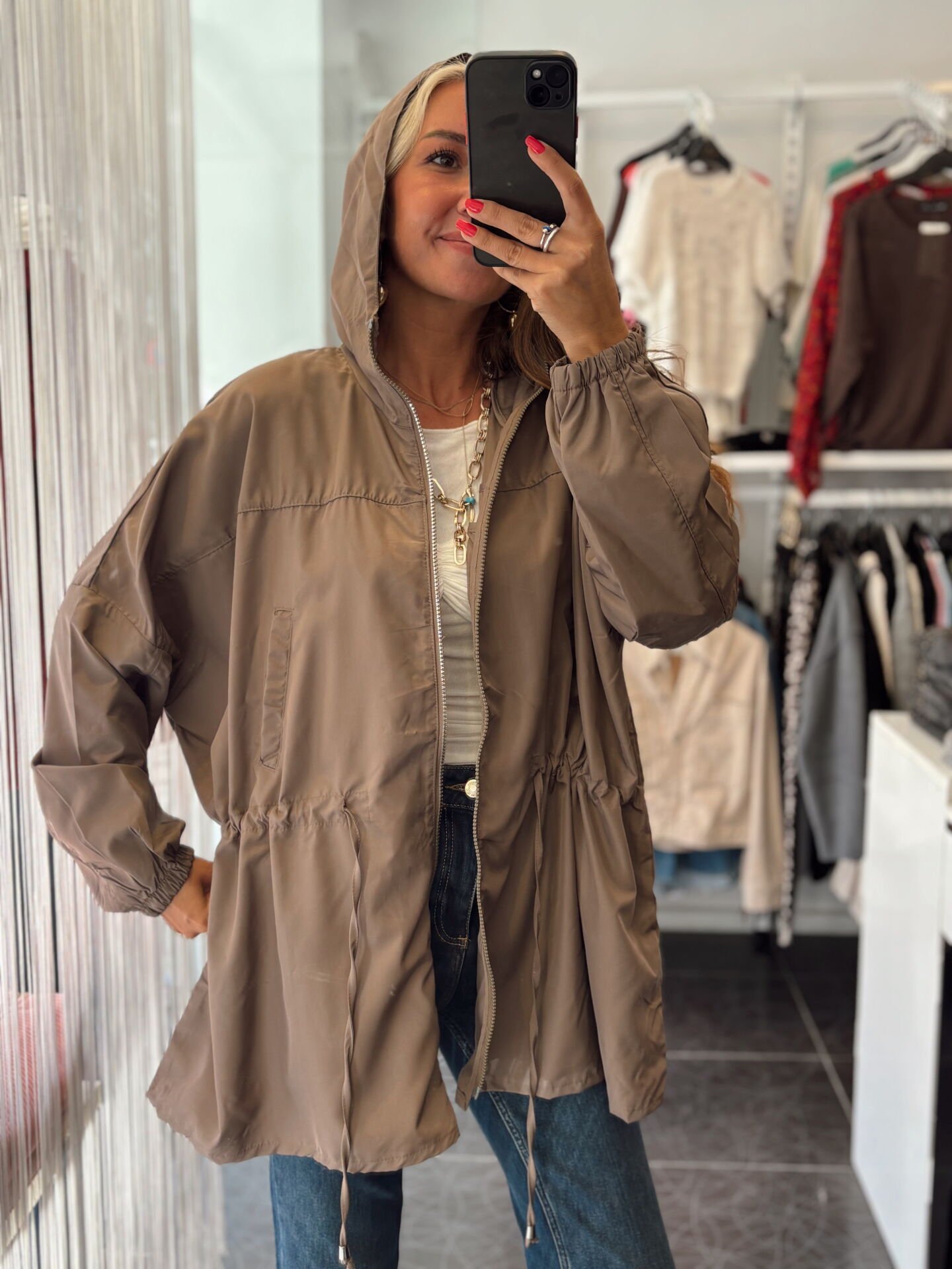 İthal Kapüşonlu Vizon Yağmurluk