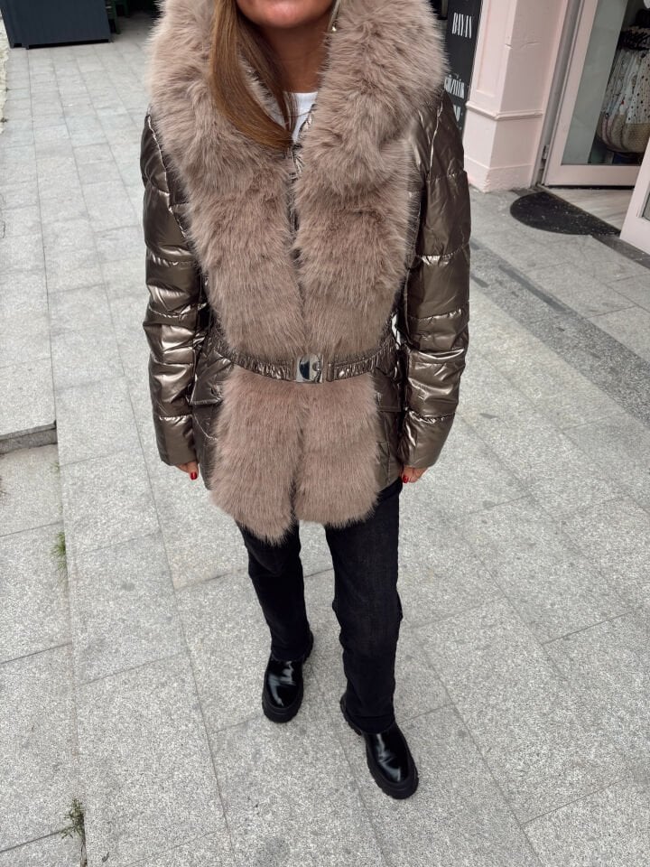Premium Kürklü Kemerli Parlak Vizon Mont