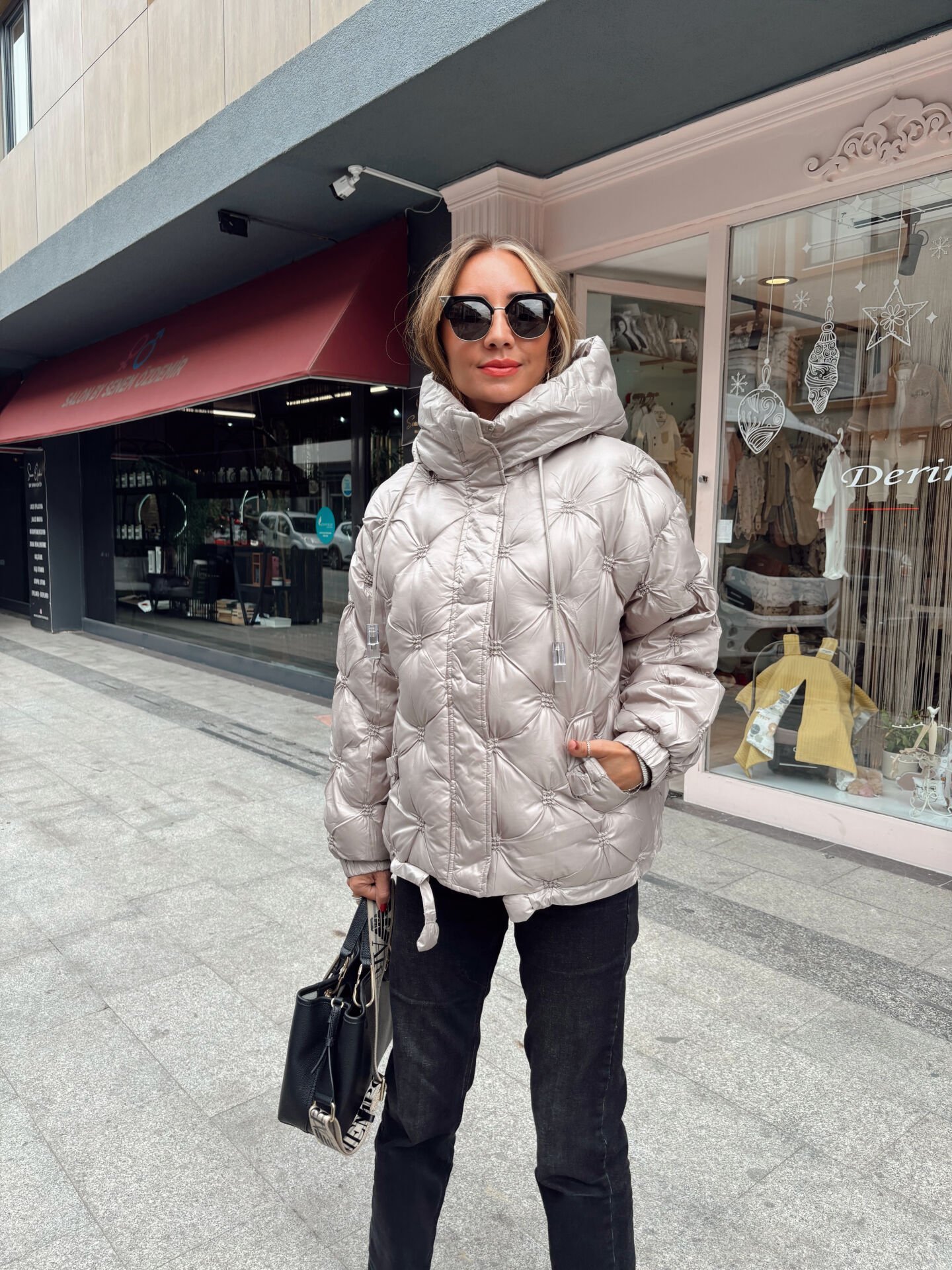 İthal Premium Tasarım Kabartmalı Mont Vizon