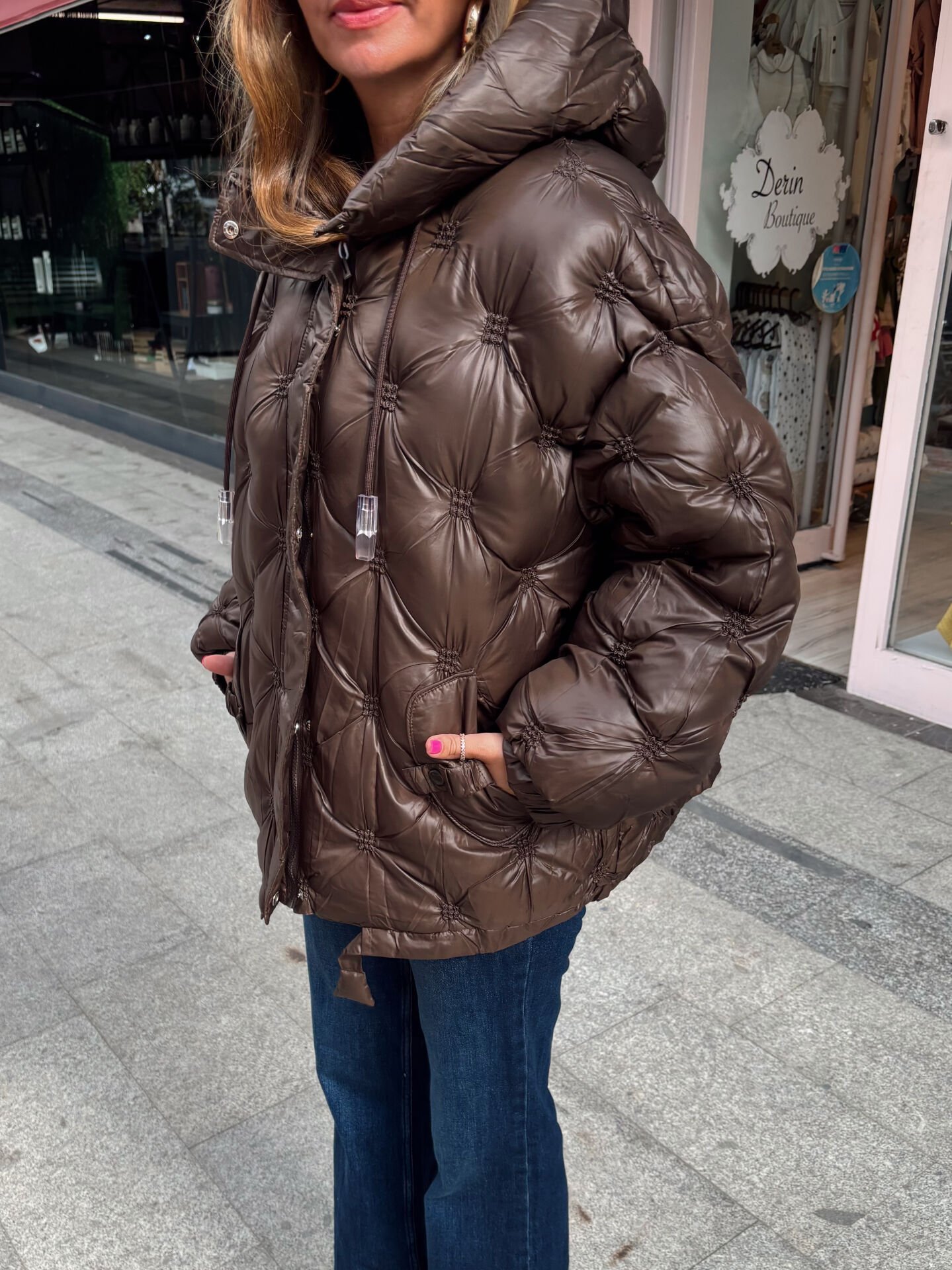 İthal Premium Tasarım Kabartmalı Mont Acı Kahve