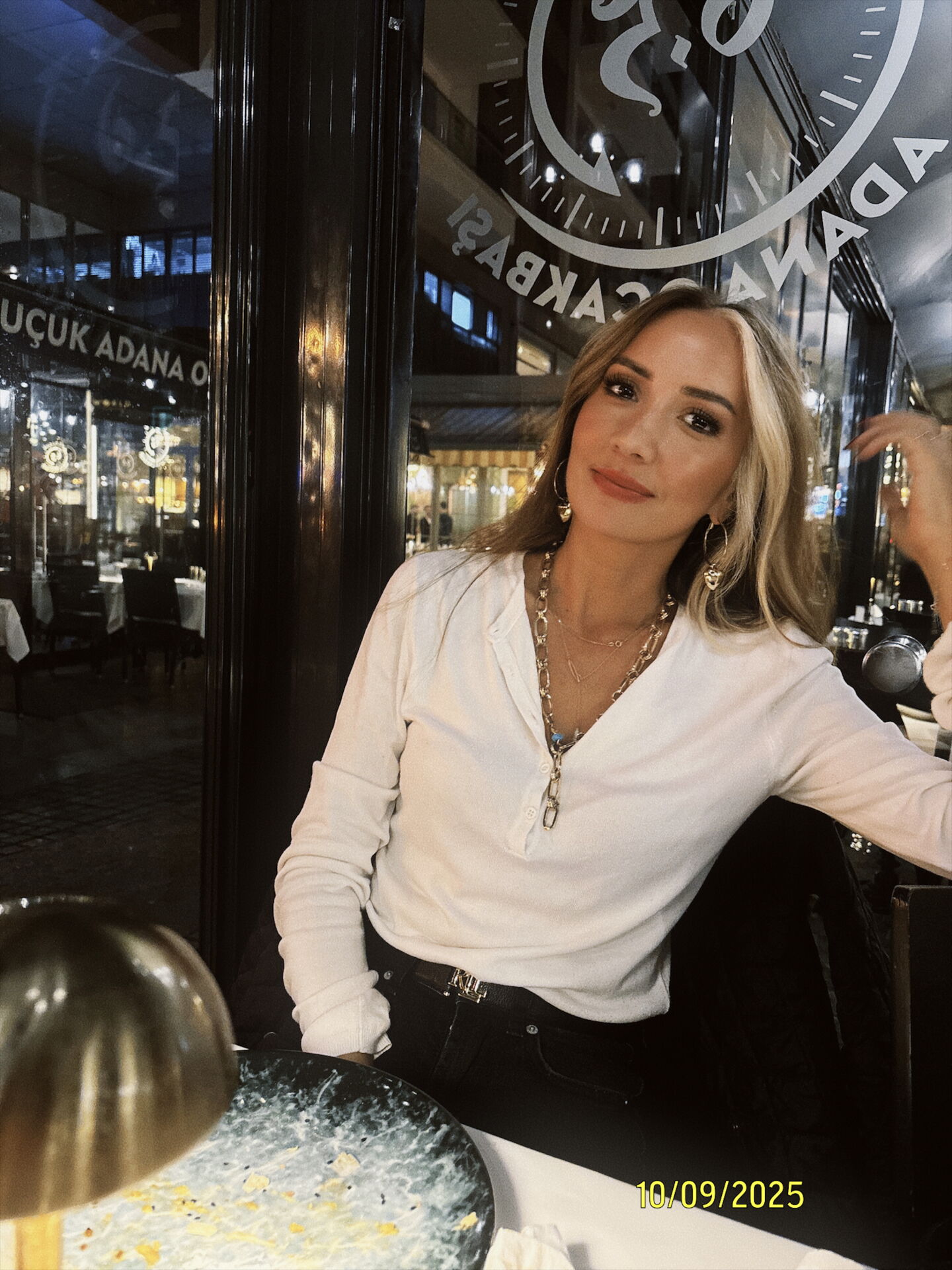 Düğmeli Uzun Kol Triko Bluz Ekru