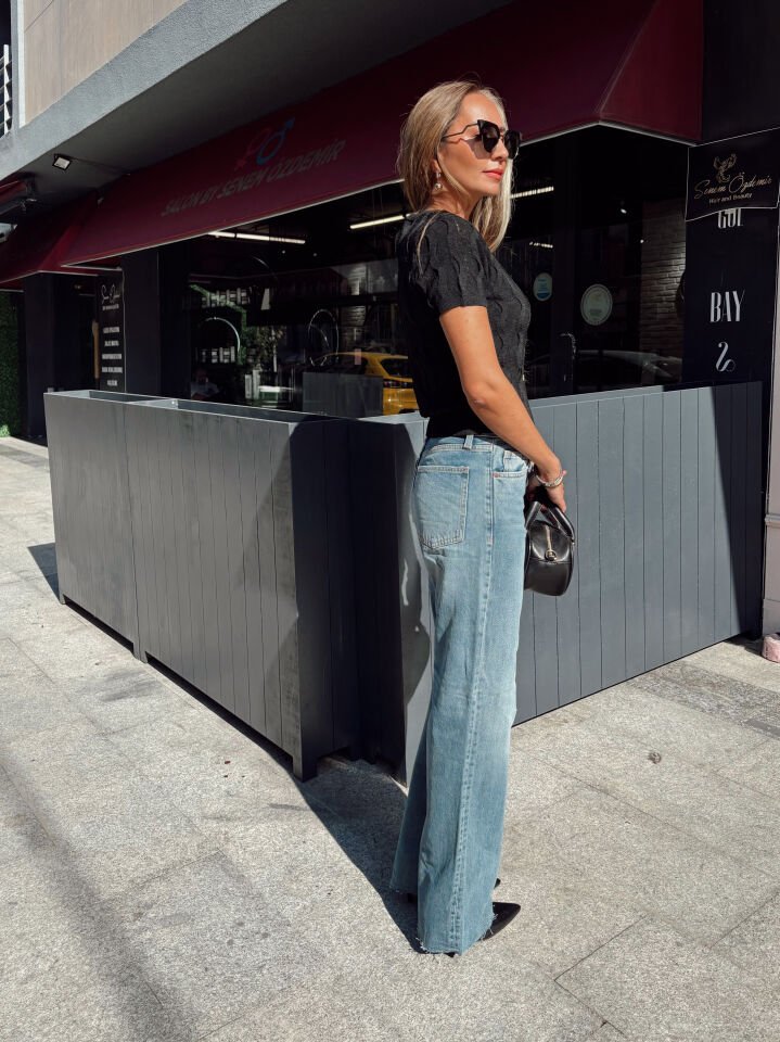 Premium Dokulu Düğmeli Triko Hırka Siyah