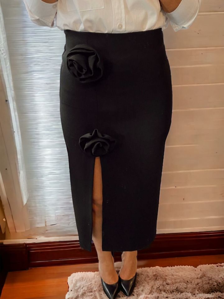 Gül Tasarım Siyah Kalem Etek