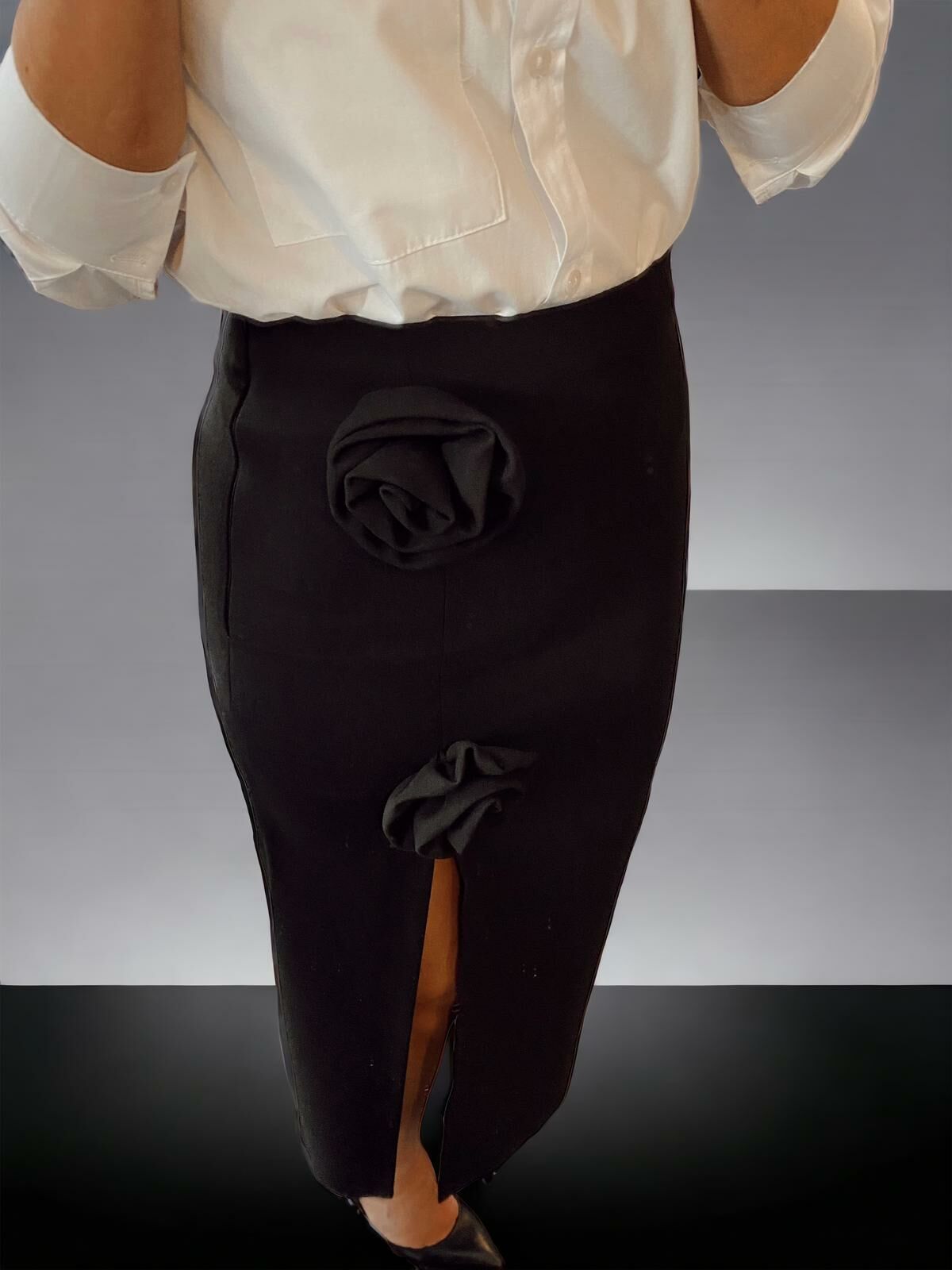 Gül Tasarım Siyah Kalem Etek