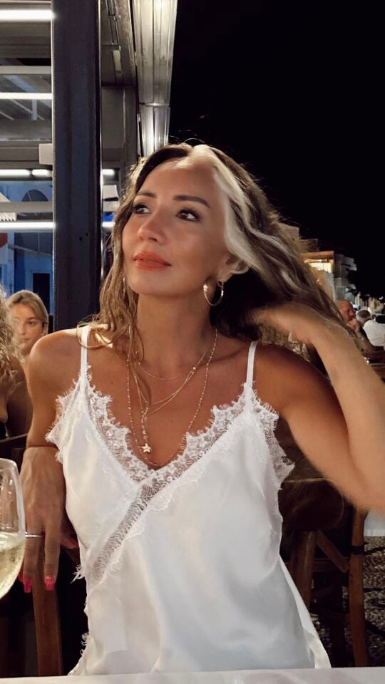 İthal Dantelli Asimetrik Bluz Beyaz