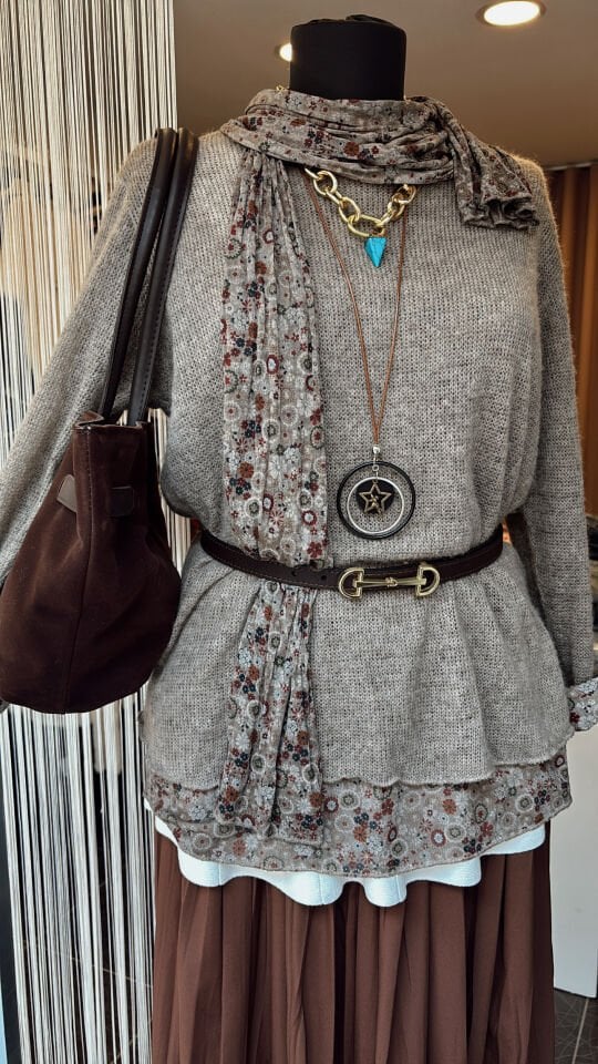 İthal Çiçek Desen Fularlı 2li Bluz Koyu Bej