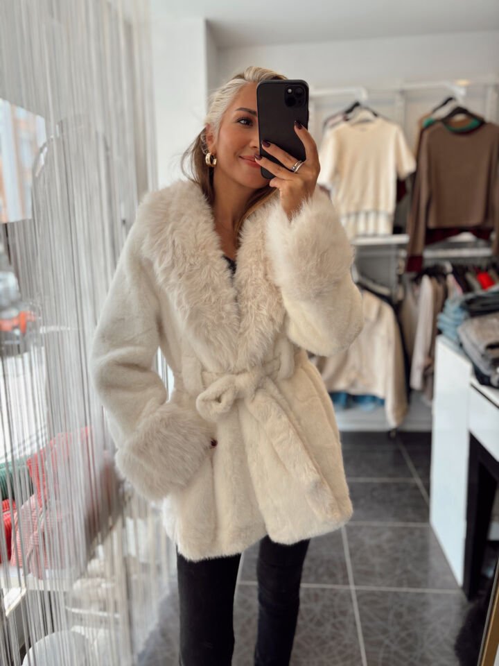 İthal Premium Kürklü Kuşaklı Kaban Ekru
