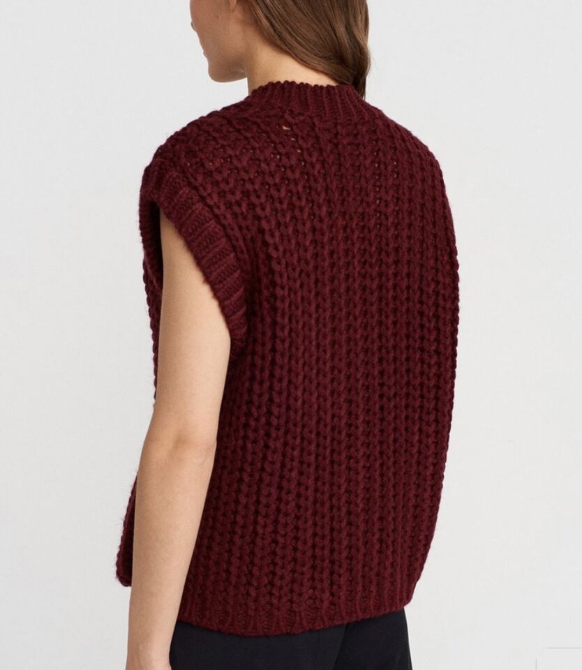 Yumuşak Dokulu Cepli Yelek Bordo