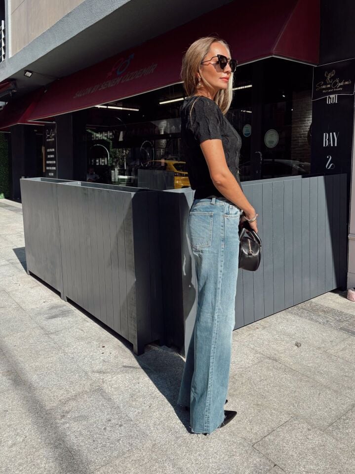 Wide Leg Taşlanmış Açık Mavi Jean Pantolon