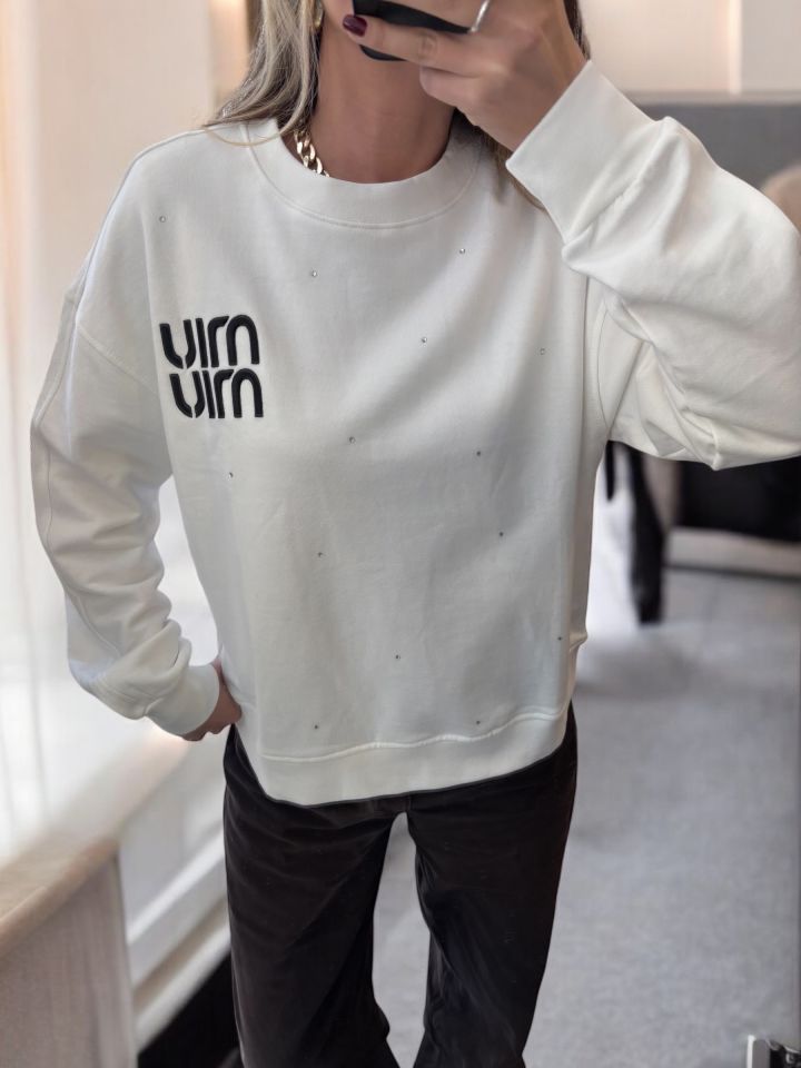 Marka Muadili Taşlı Sweatshirt Beyaz