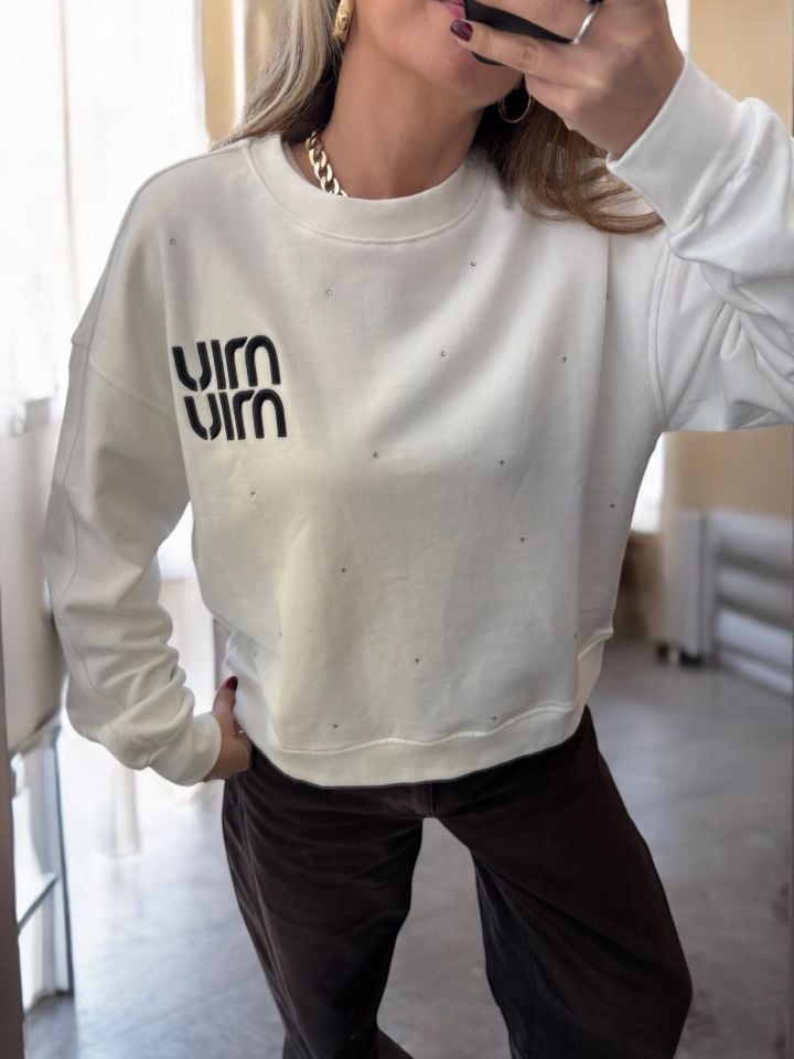 Marka Muadili Taşlı Sweatshirt Beyaz