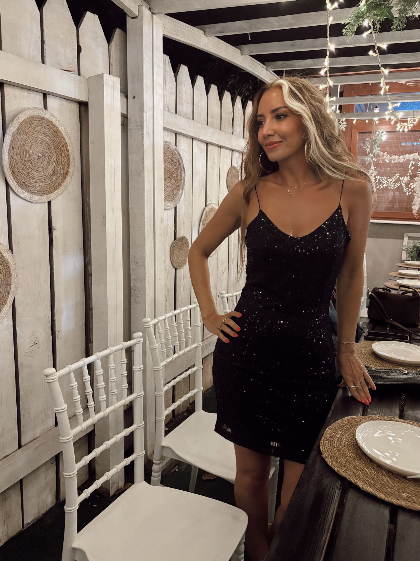 Askılı Mini Payetli Elbise Siyah