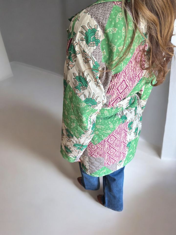 Tasarım Kuşaklı Kapitone Ceket Yeşil