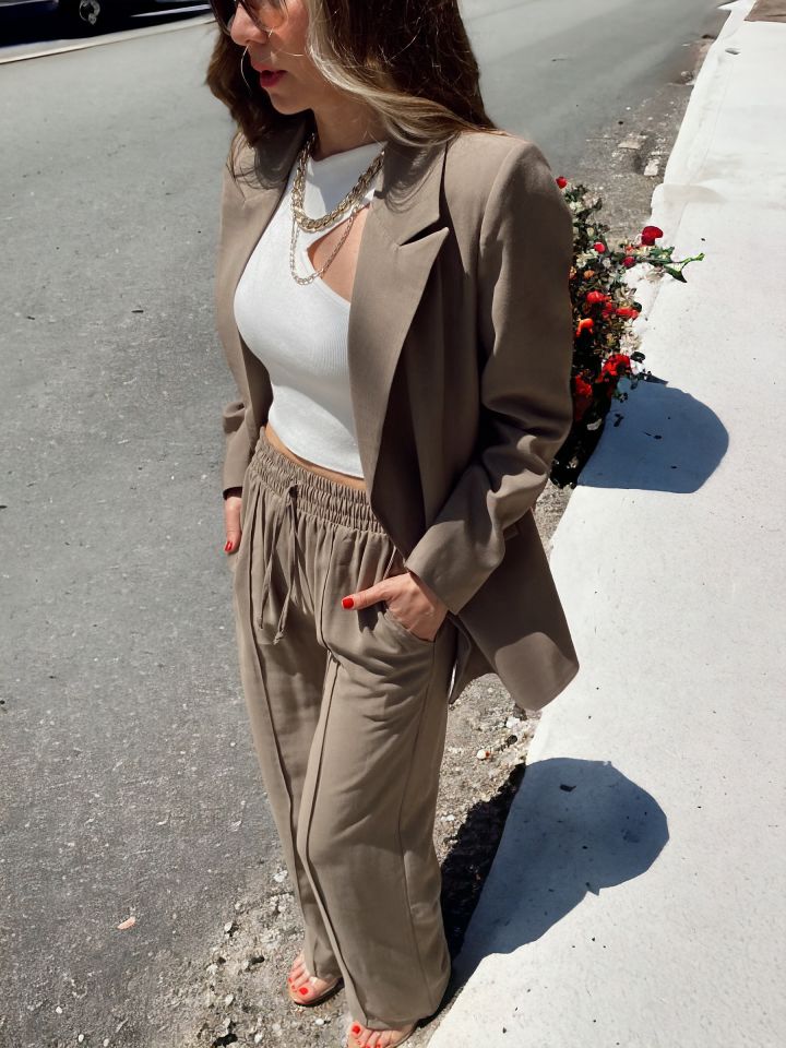 Asimetrik Crop Top Beyaz