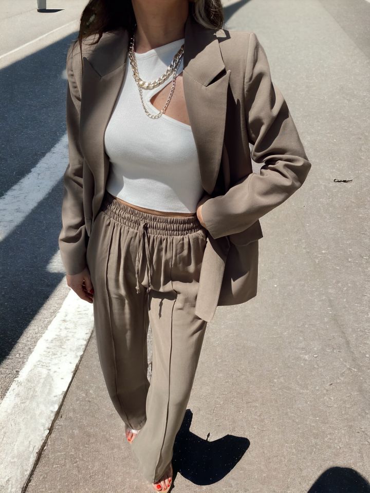 Asimetrik Crop Top Beyaz