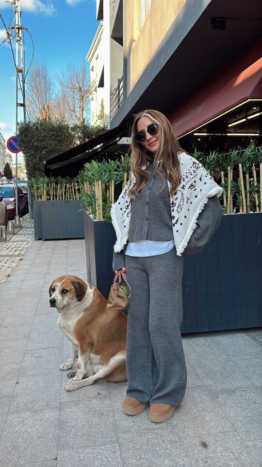 Desenli Triko Şal Ekru Kahve