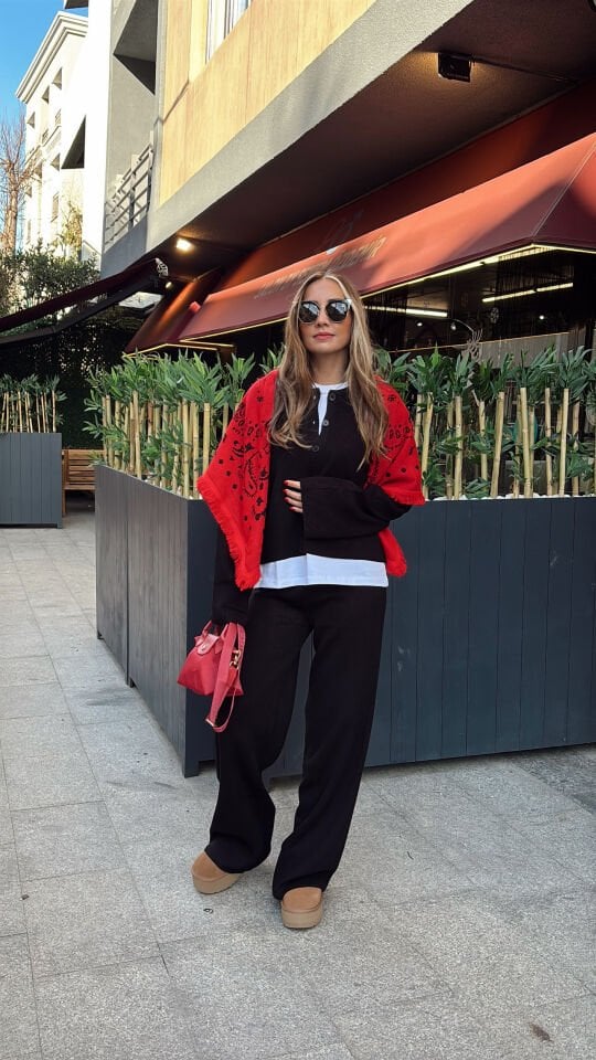 Düğmeli Triko Hırka Pantolon Takım Siyah(DEVAMI YOKTUR)