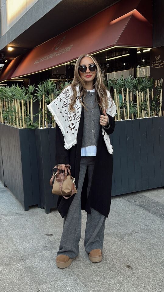 Uzun Triko Hırka Siyah